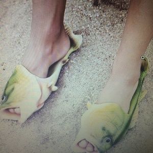 NEW unisex fabulously funny fish flippy flops